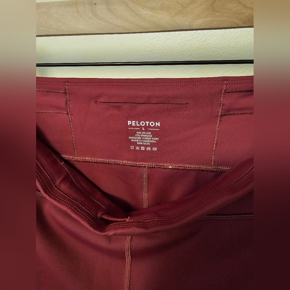 Women's Peleton Leggings - Picture 6 of 6